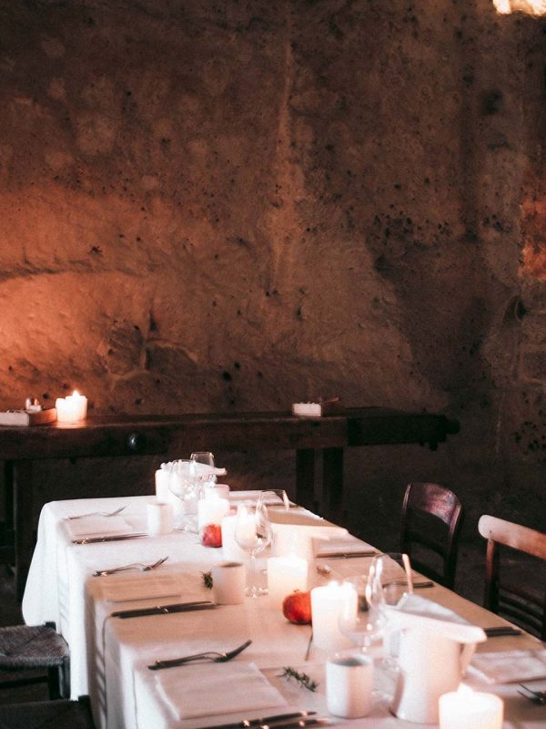 Cena privata nei sassi a Matera Le Grotte della Civita