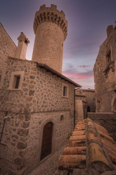 Casa con l'Arco in Pietra